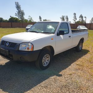NISSAN NP300 2.0i S/C