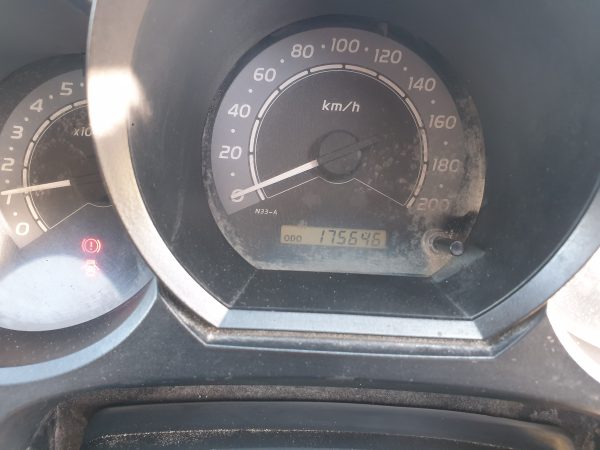 TOYOTA HILUX 2.0 VVTi S/C - Image 2