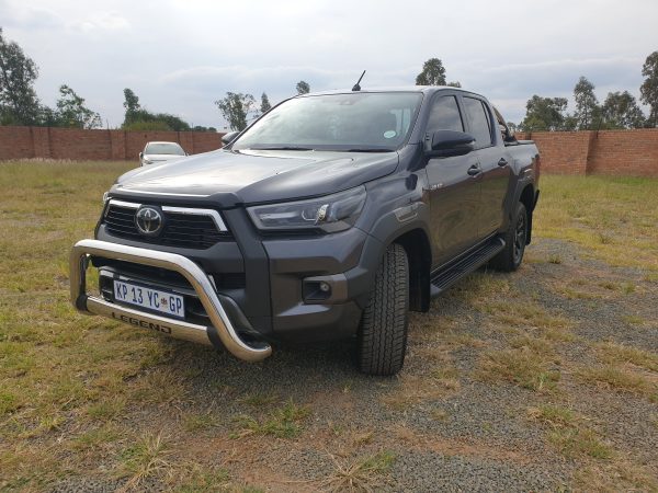 TOYOTA HILUX 2.8 GD6 LEGEND50 AUTOMATIC D/C