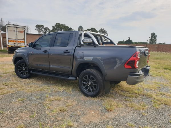 TOYOTA HILUX 2.8 GD6 LEGEND50 AUTOMATIC D/C - Image 5