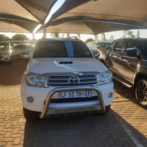 TOYOTA FORTUNER 3.0D4D AUTOMATIC