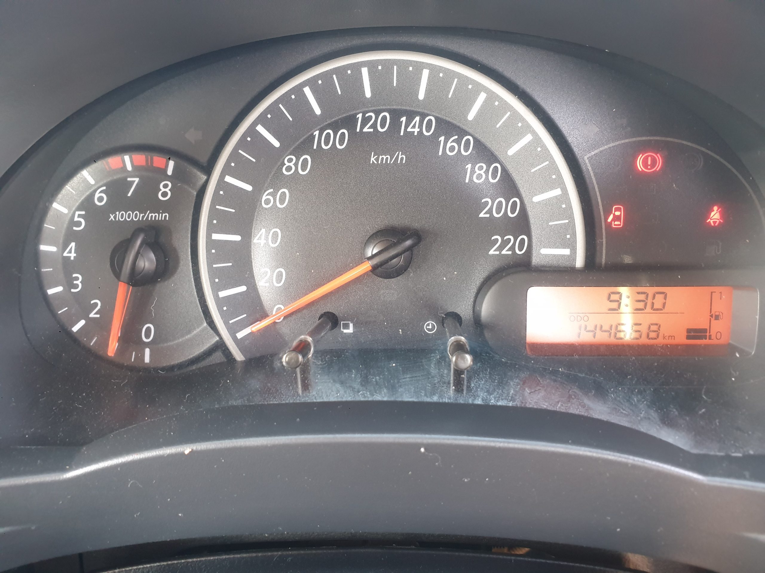 NISSAN MICRA - Image 7