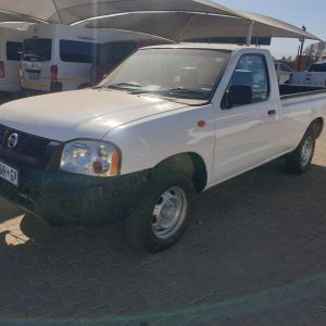 NISSAN NP300 S/C