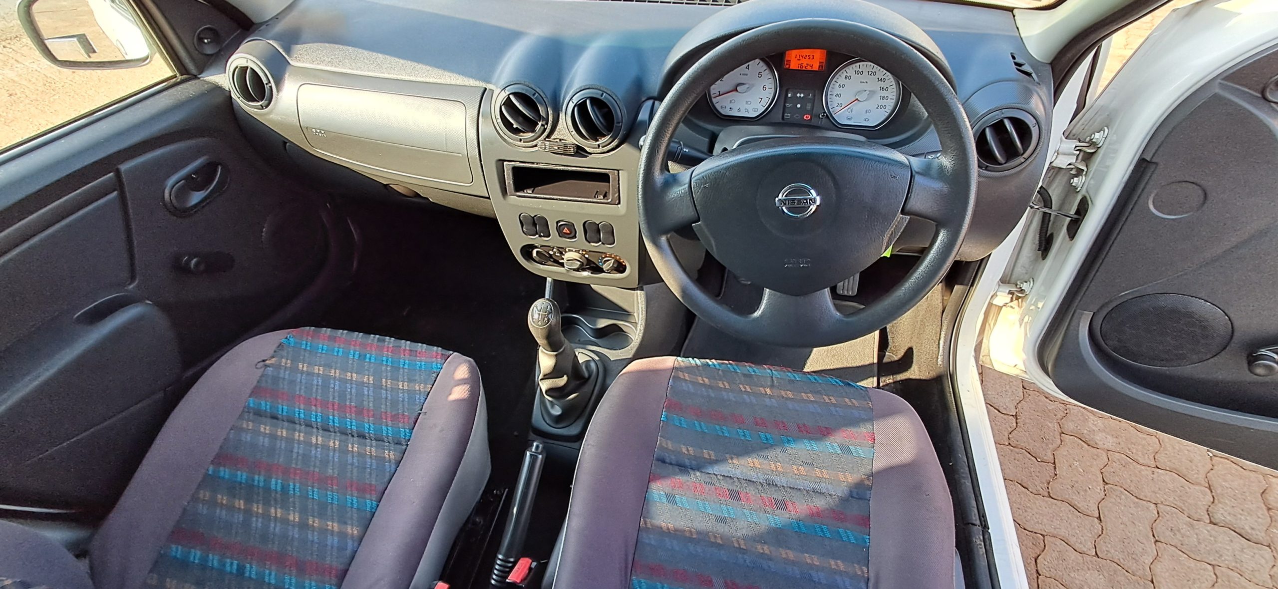 NISSAN NP200 1.5 dCi - Image 6