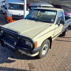 TOYOTA HILUX 1800 SR
