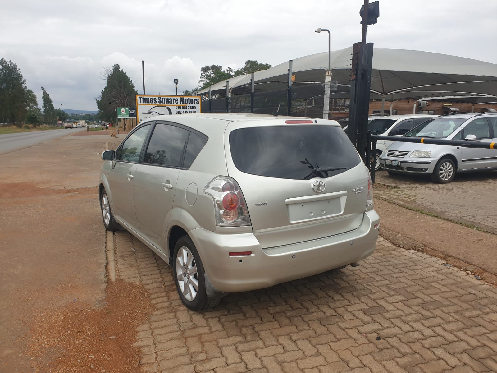 TOYOTA VERSO - Image 4