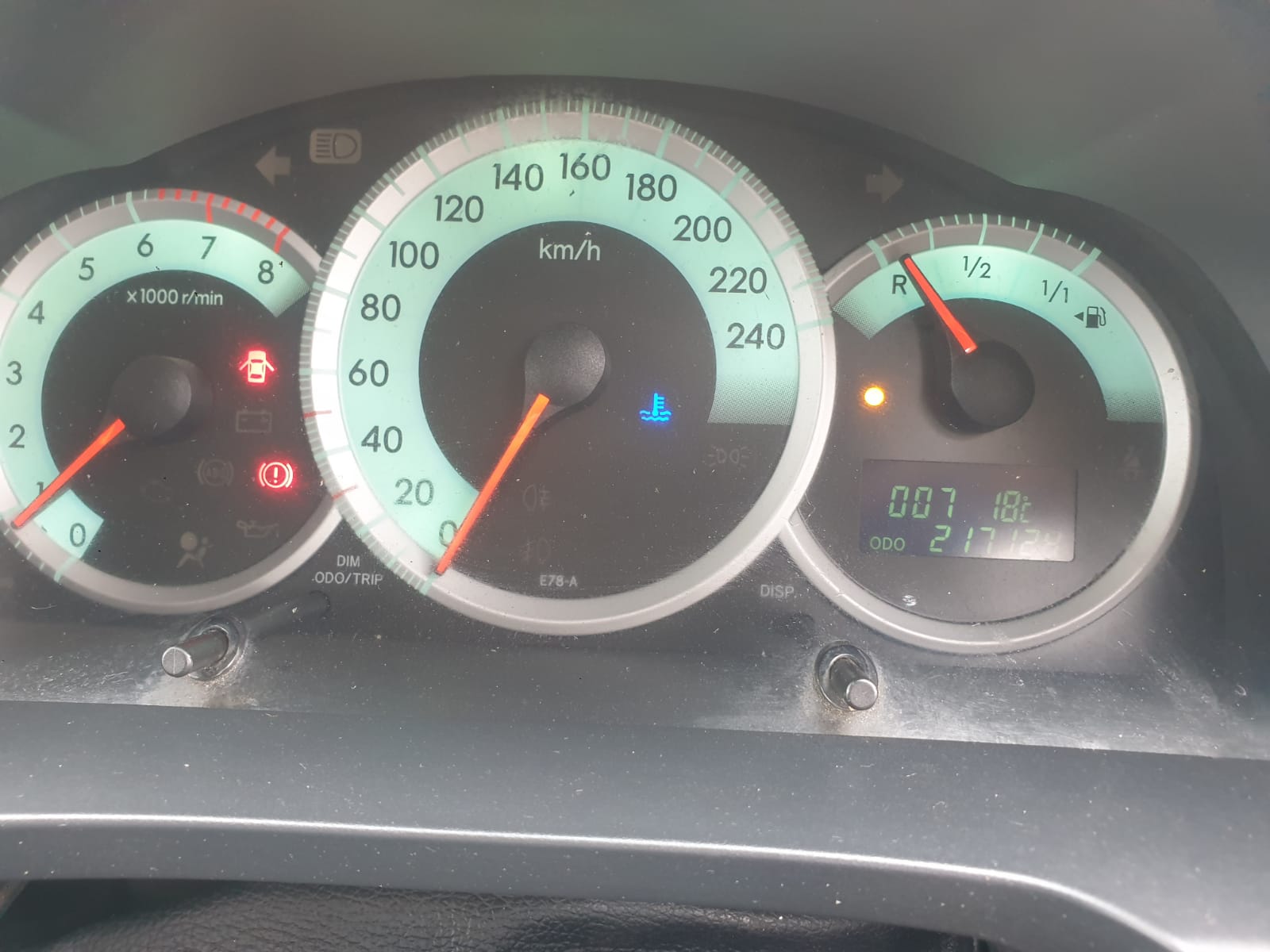 TOYOTA VERSO - Image 12